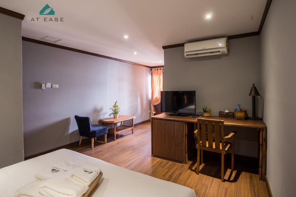 Hotel At Ease Bijou Chiang Mai Zimmer foto